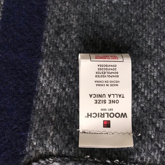 NWOT Poncho Sweater - Picture 4 of 4